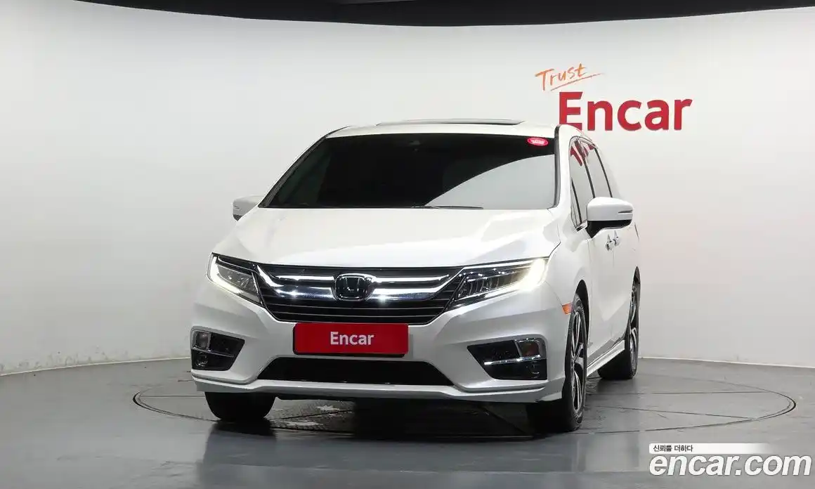 Honda Odyssey 2018 3.5 автомат (гидро), фото 3