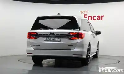 Honda Odyssey 2018 3.5 автомат (гидро), миниатюра 4