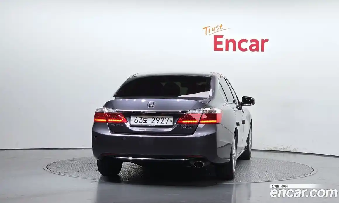 Honda Accord 2015 2.4 автомат (гидро), фото 4
