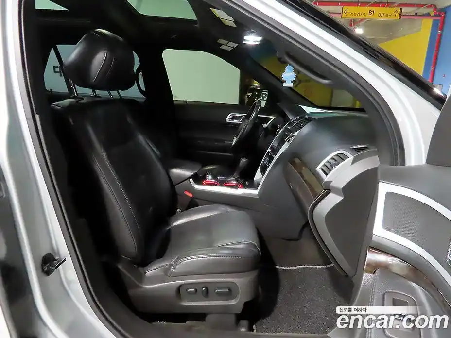 Ford Explorer 2012 3.5 автомат (гидро), фото 18
