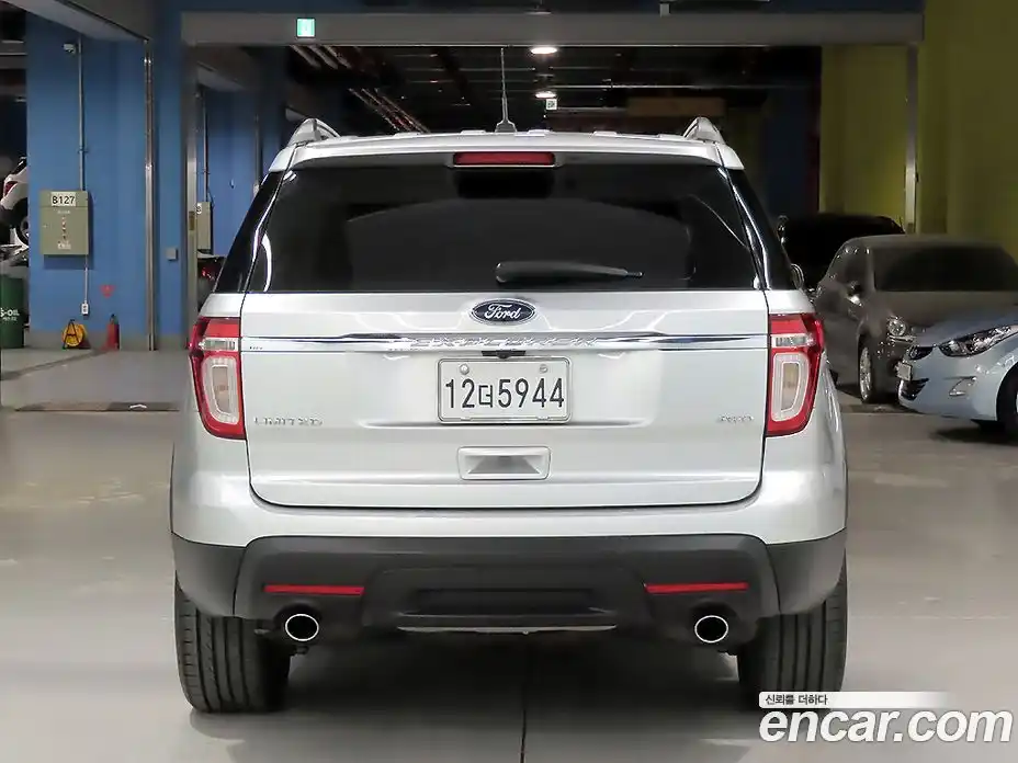 Ford Explorer 2012 3.5 автомат (гидро), фото 4