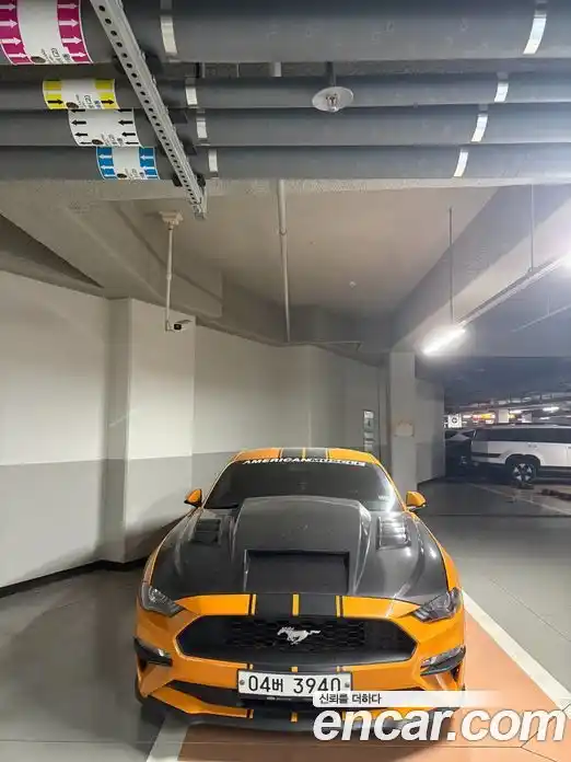 Ford Mustang 2018 2.3 автомат (гидро), фото 11
