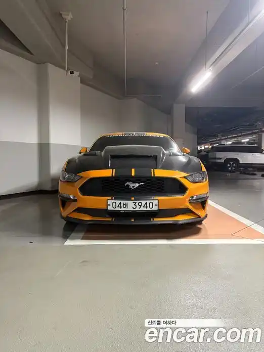 Ford Mustang 2018 2.3 автомат (гидро), фото 12