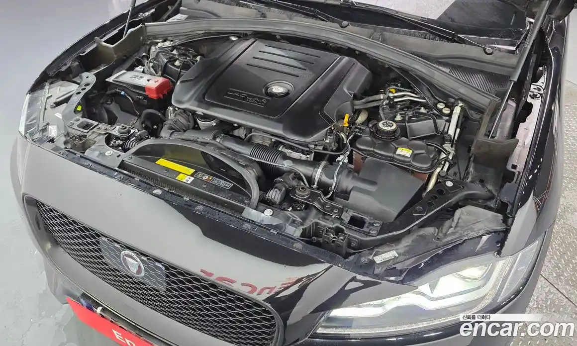 Jaguar F-Pace 2020 2.0 гидро, фото 6