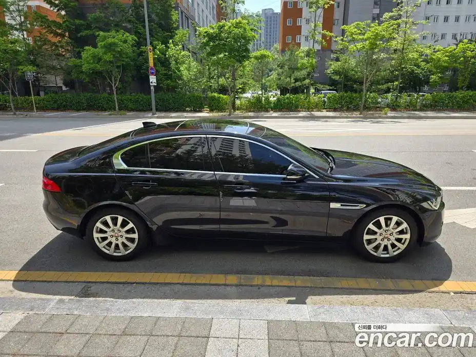 Jaguar XE 2018 2.0 гидро, фото 4
