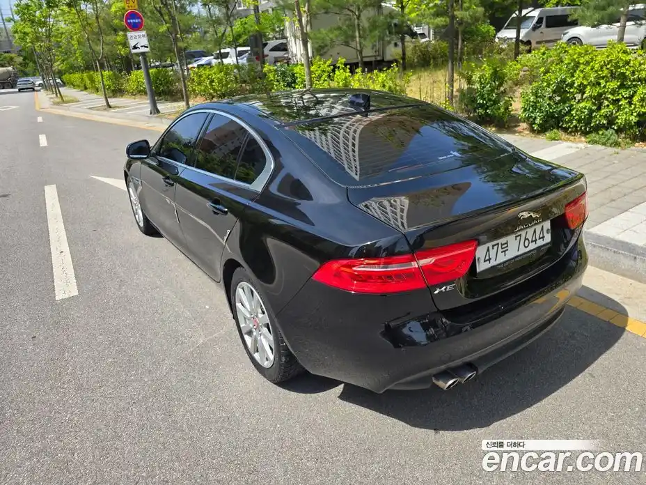 Jaguar XE 2018 2.0 гидро, фото 7