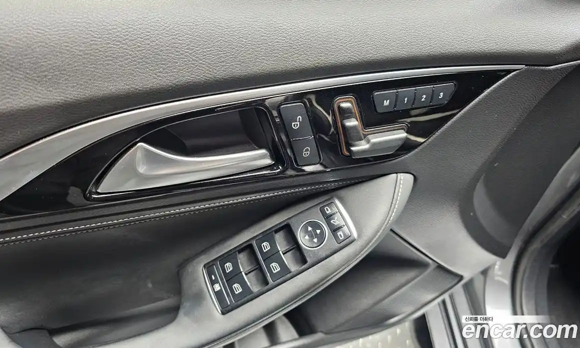 Infiniti Q30 2019 2.0 гидро, фото 28