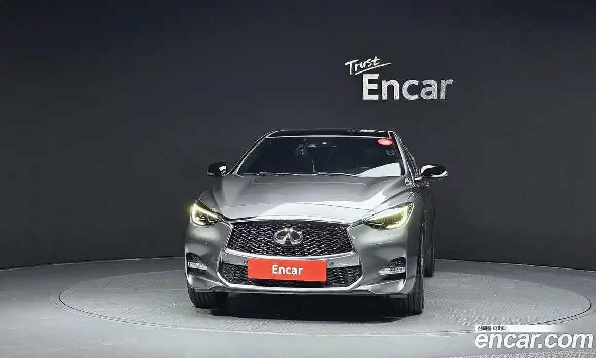 Infiniti Q30 2019 2.0 гидро, фото 3