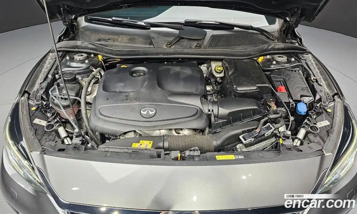 Infiniti Q30 2019 2.0 гидро, фото 6