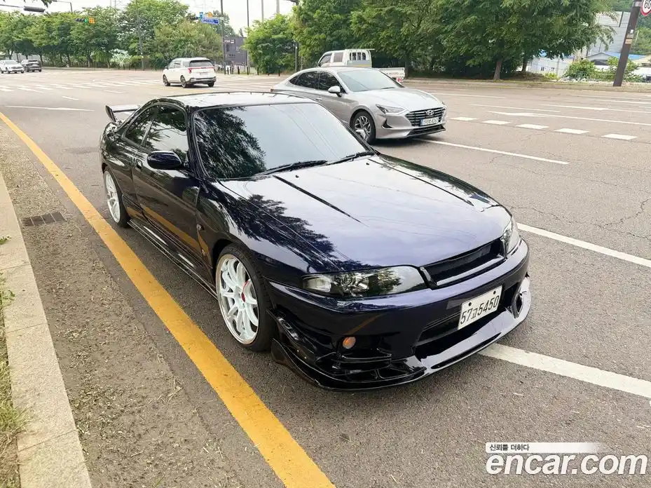 Nissan Skyline 1993 2.6 механика, фото 1