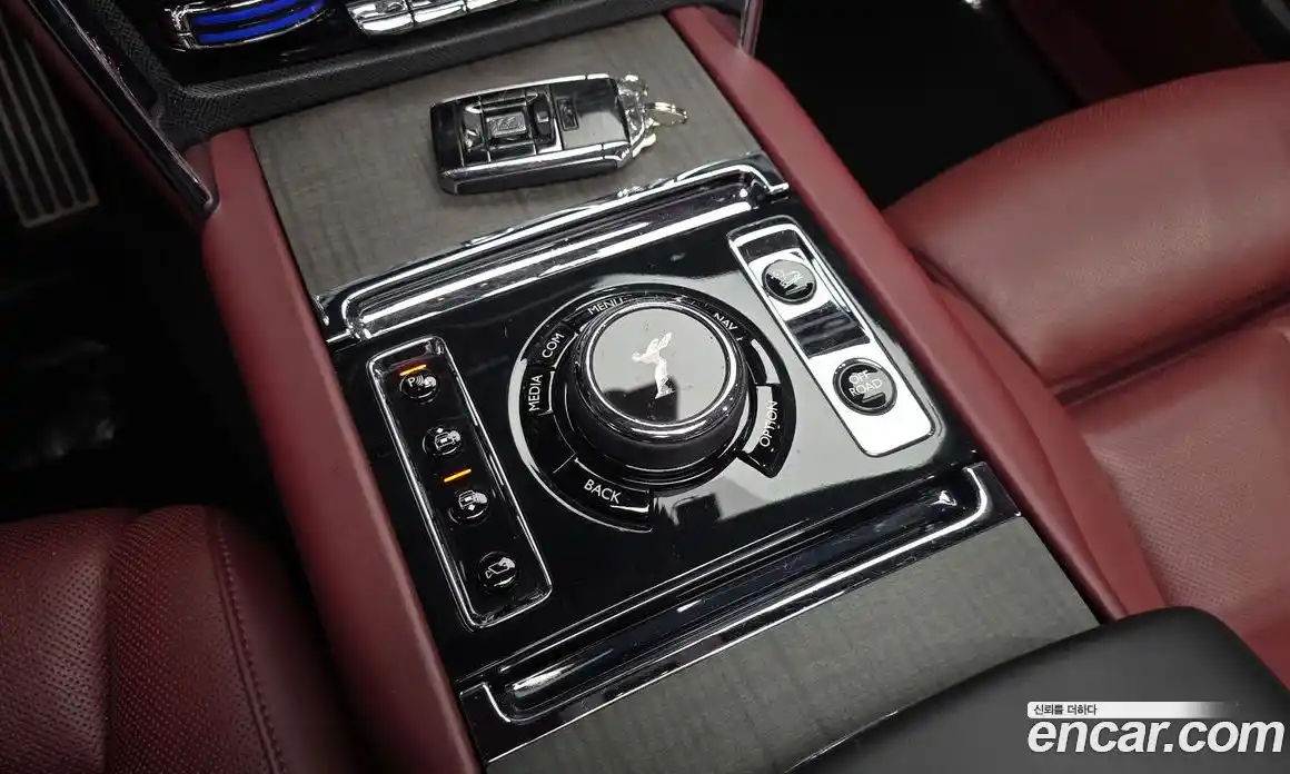 Rolls-Royce Cullinan 2019 6.7 гидро, фото 12