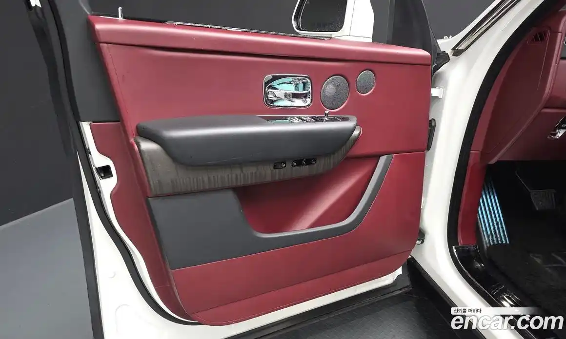 Rolls-Royce Cullinan 2019 6.7 гидро, фото 14