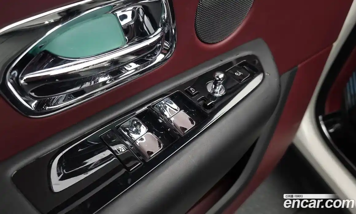 Rolls-Royce Cullinan 2019 6.7 гидро, фото 30