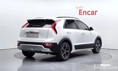 Kia Niro, 2025, 7 166 км