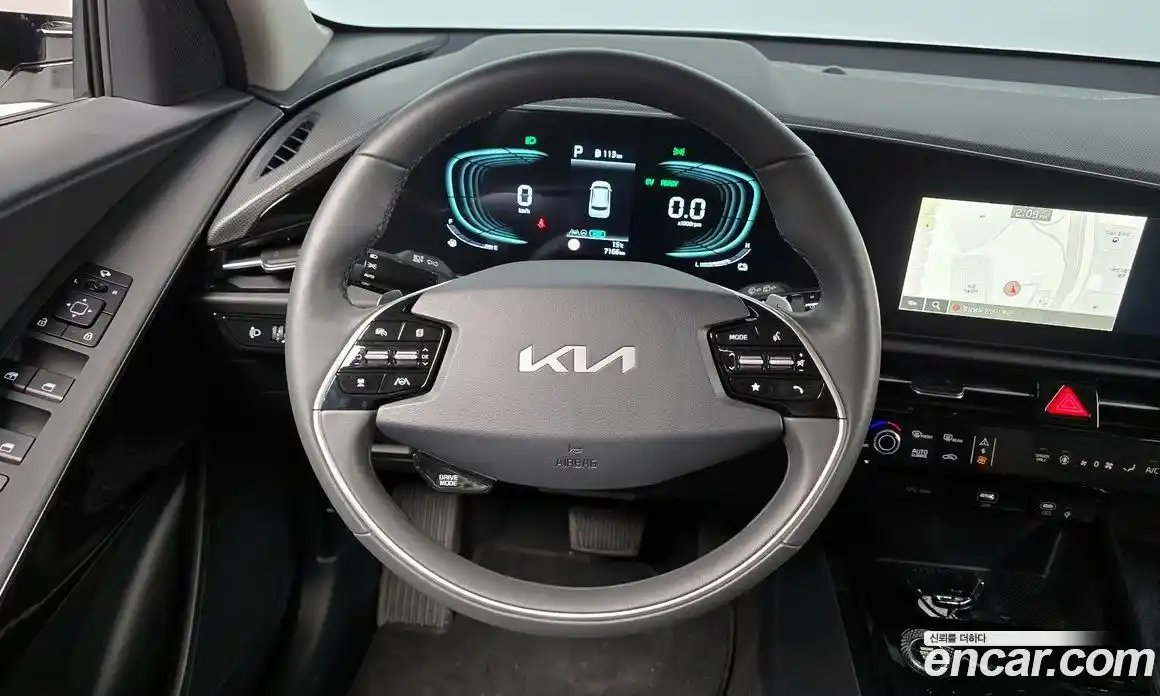 Kia Niro 2025 1.6 автомат (гидро), фото 14