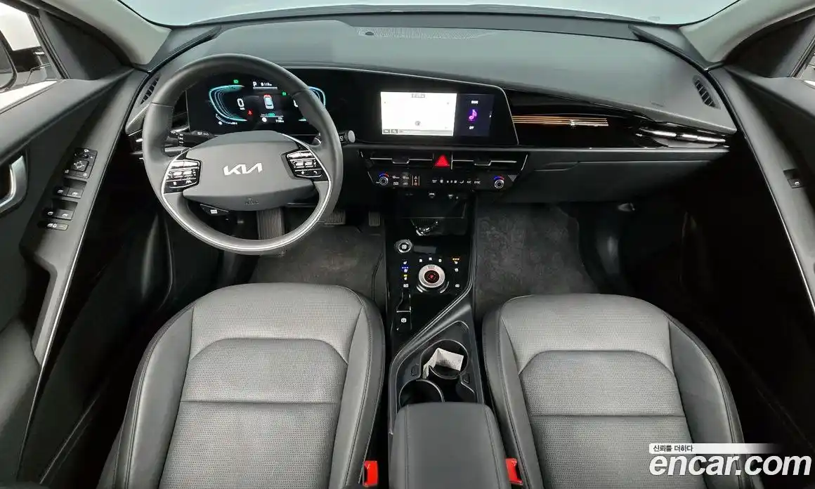 Kia Niro 2025 1.6 автомат (гидро), фото 6