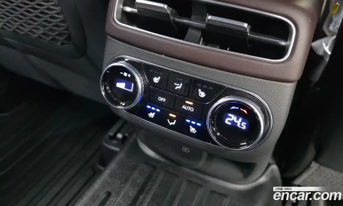 Genesis GV70 2023 2.5 автомат (гидро), фото 19