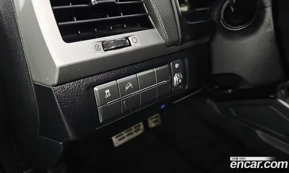 SsangYong Rexton 2018 2.2 автомат (гидро), фото 16