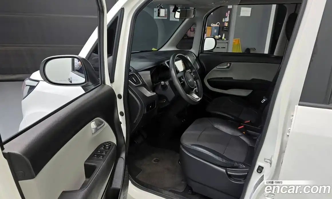 Kia Ray 2021 1.0 автомат (гидро), фото 13