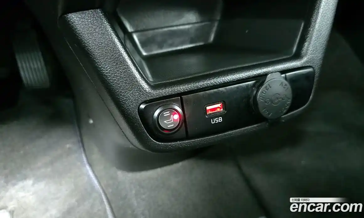 Kia Ray 2021 1.0 автомат (гидро), фото 24