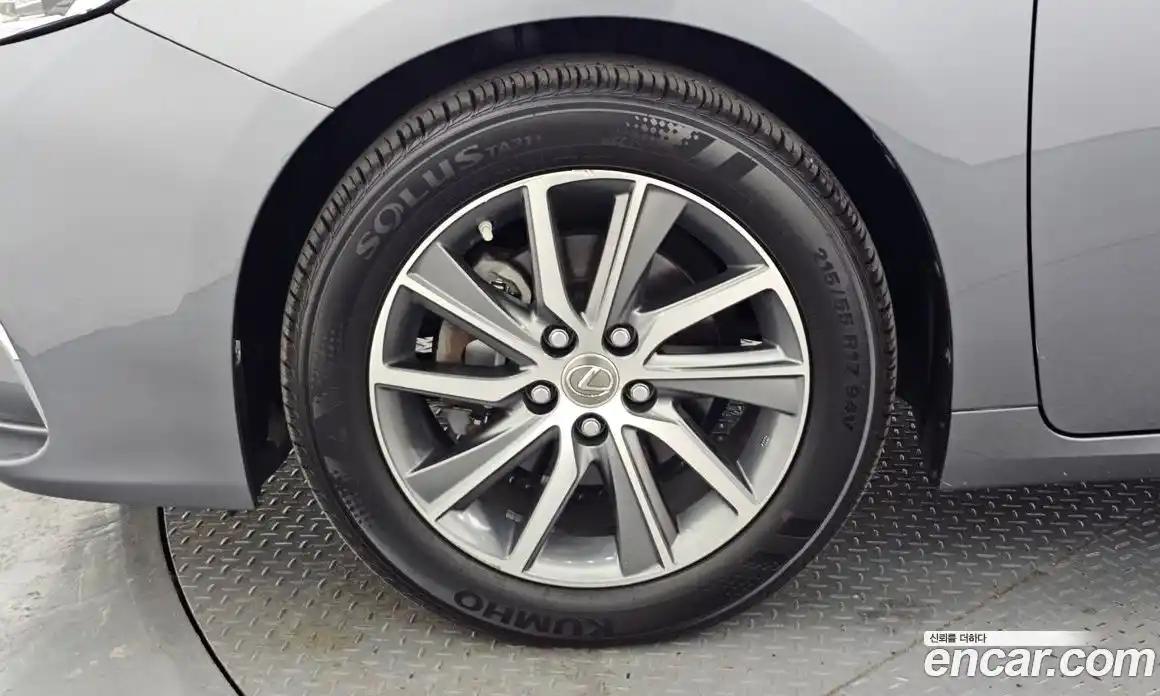 Lexus ES 2018 2.5 гидро, фото 5