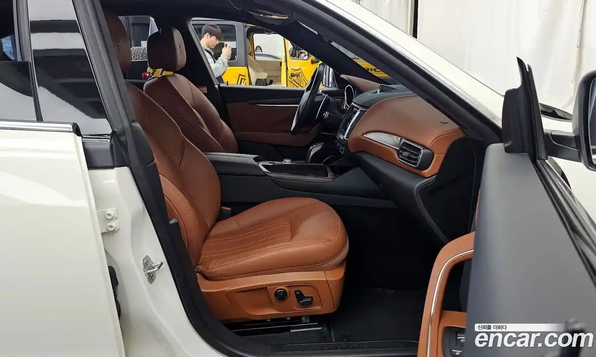 Maserati Levante 2020 3.0 гидро, фото 17