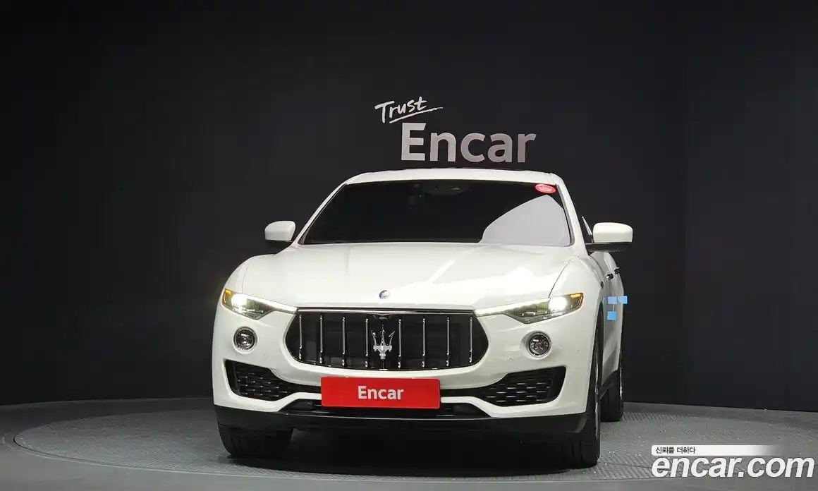 Maserati Levante 2020 3.0 гидро, фото 3