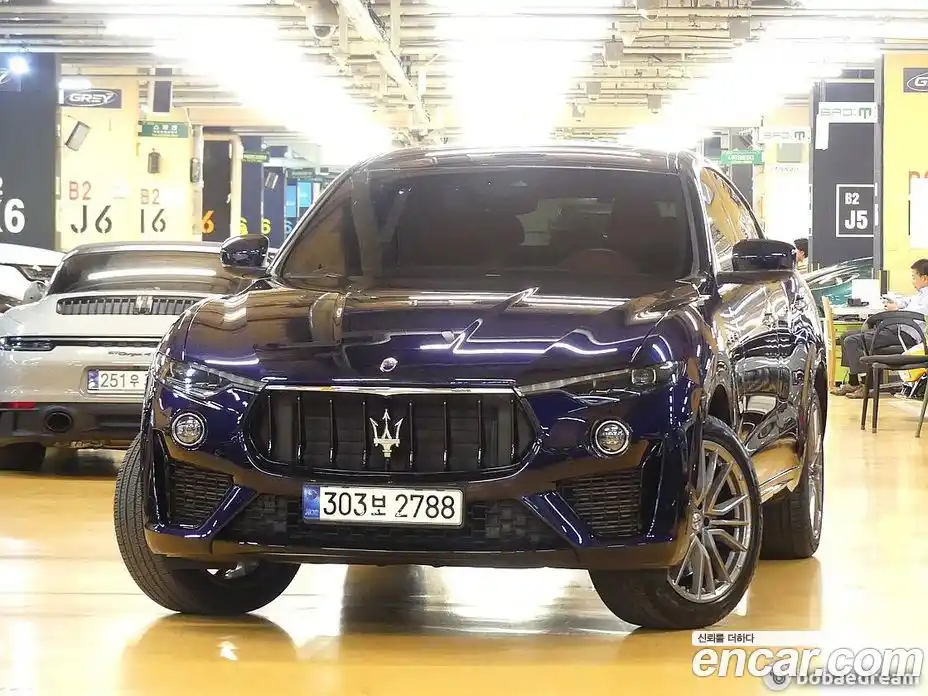 Maserati Levante 2020 3.0 гидро, фото 3
