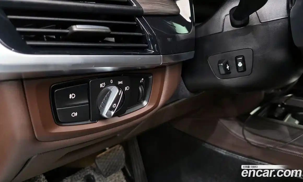 BMW X5 2018 3.0 автомат (гидро), фото 12