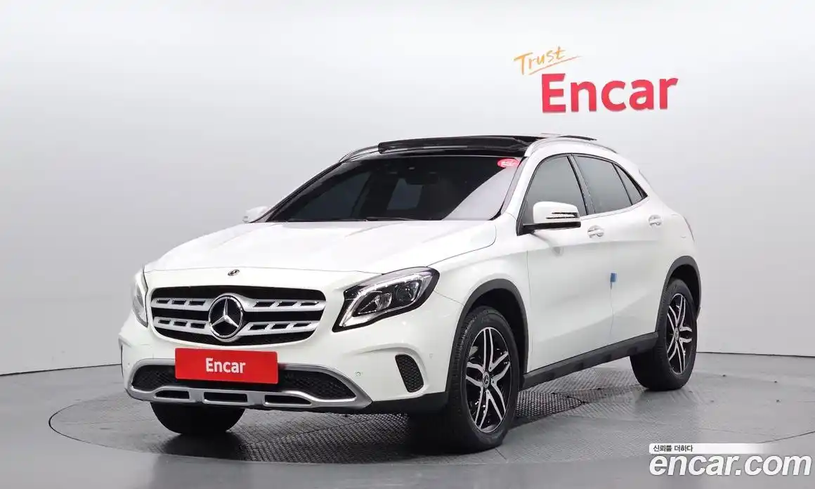 Mercedes-Benz GLA-Class 2018 2.0 гидро, фото 1 Mercedes-Benz GLA-Class 2018 2.0 гидро, фото 1