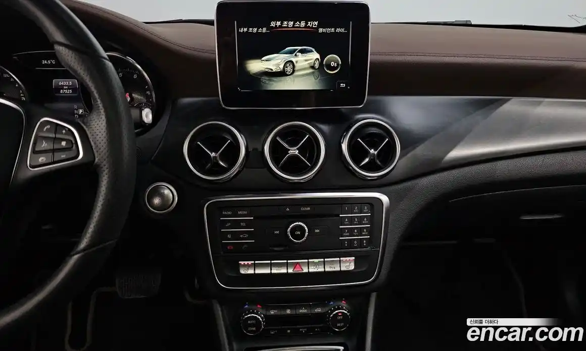 Mercedes-Benz GLA-Class 2018 2.0 гидро, фото 14 Mercedes-Benz GLA-Class 2018 2.0 гидро, фото 14