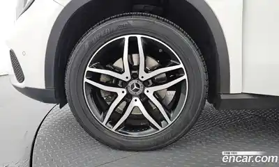Mercedes-Benz GLA-Class 2018 2.0 гидро, миниатюра 5 Mercedes-Benz GLA-Class 2018 2.0 гидро, миниатюра 5