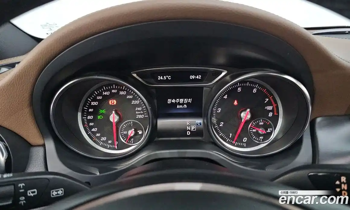 Mercedes-Benz GLA-Class 2018 2.0 гидро, фото 8 Mercedes-Benz GLA-Class 2018 2.0 гидро, фото 8