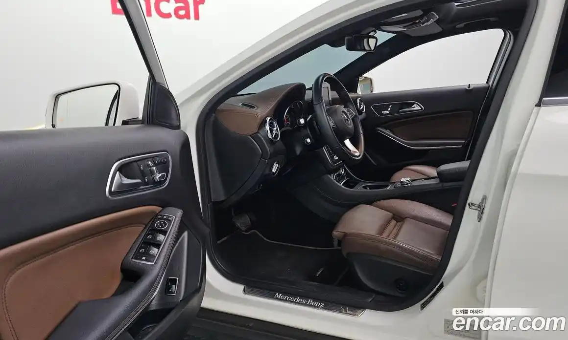 Mercedes-Benz GLA-Class 2018 2.0 гидро, фото 10 Mercedes-Benz GLA-Class 2018 2.0 гидро, фото 10