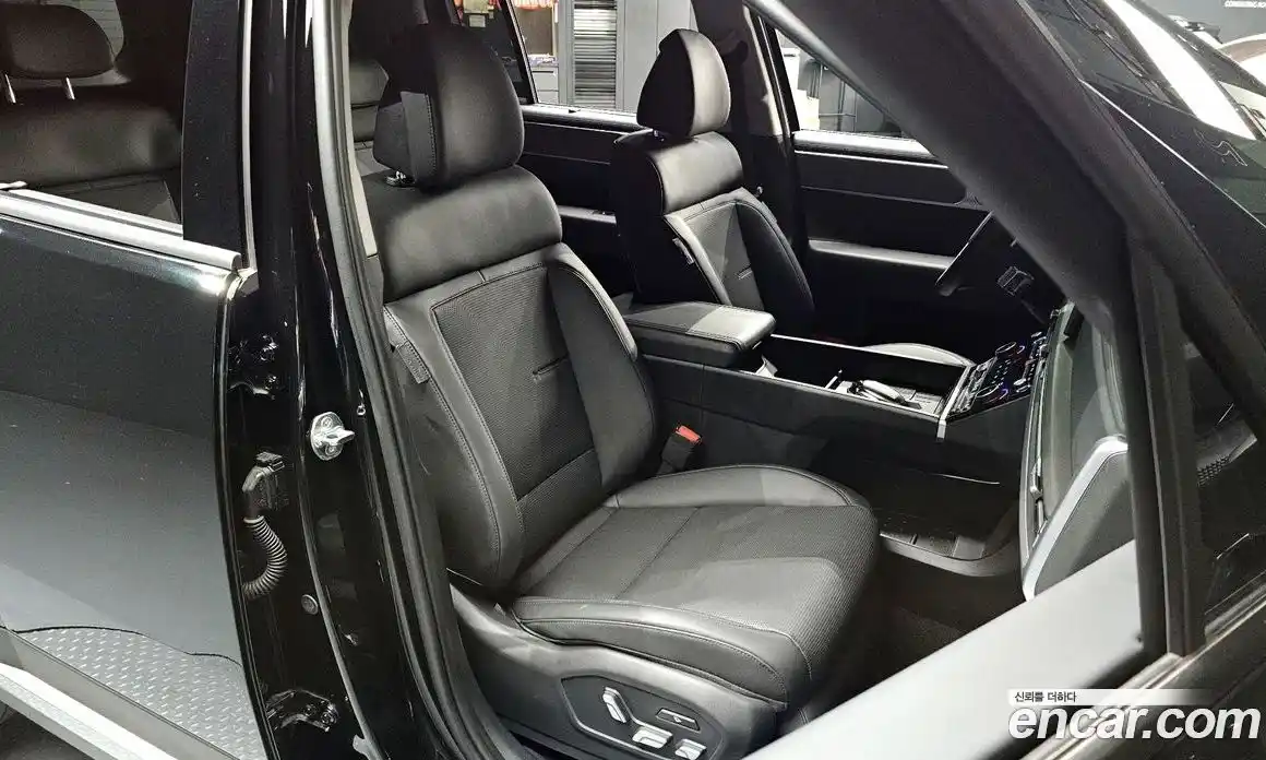 Hyundai Santa Fe 2024 2.5 автомат (гидро), фото 10