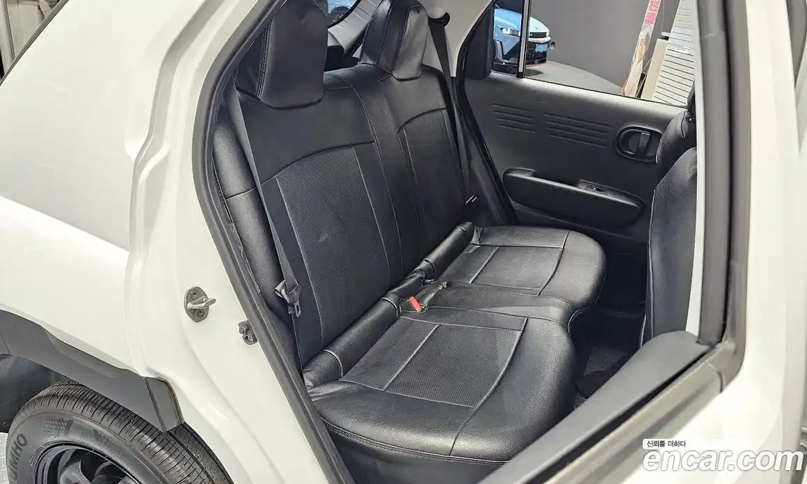 Hyundai Casper 2022 1.0 автомат (гидро), фото 17