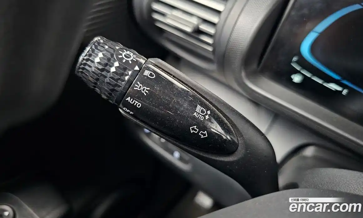 Hyundai Casper 2022 1.0 автомат (гидро), фото 29