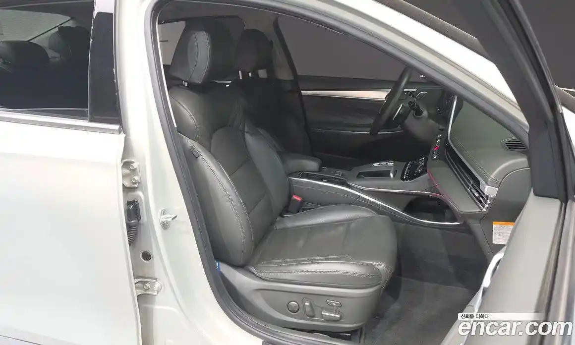 Hyundai Grandeur 2020 2.4 автомат (гидро), фото 16