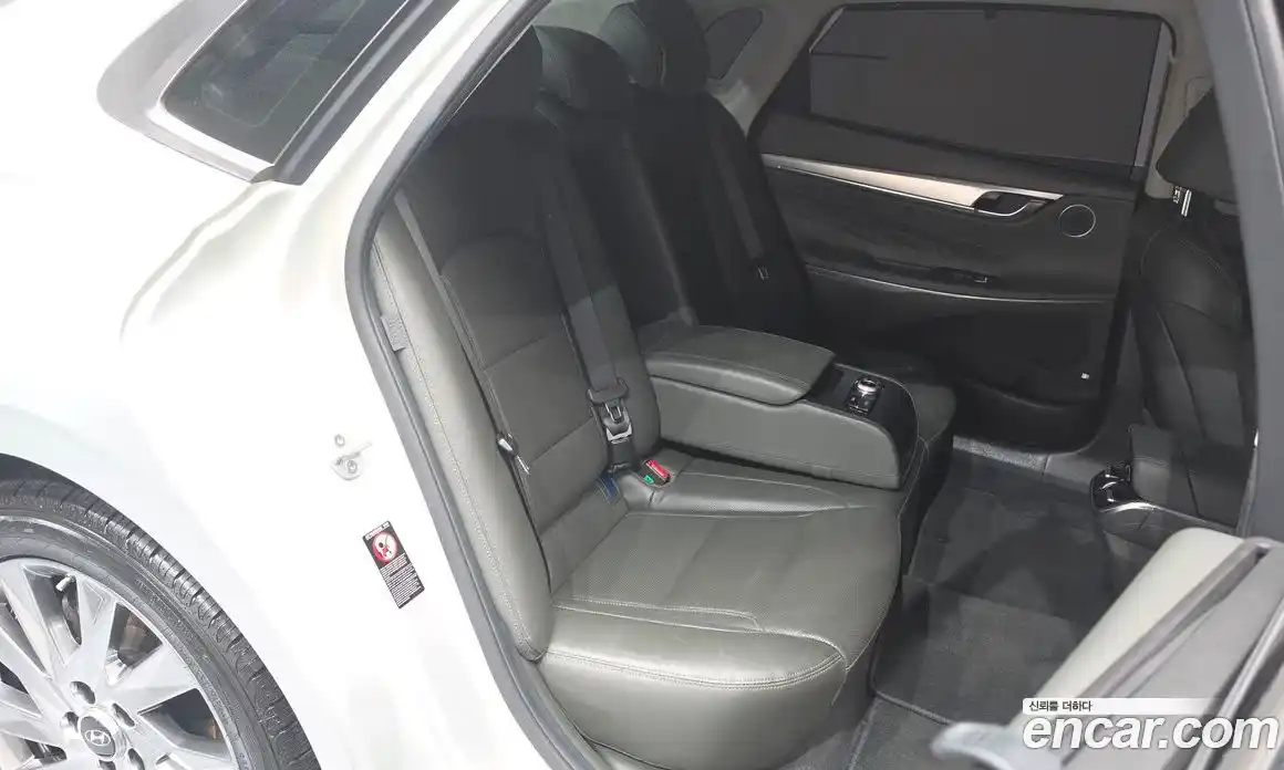 Hyundai Grandeur 2020 2.4 автомат (гидро), фото 18