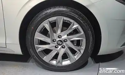 Hyundai Grandeur 2020 2.4 автомат (гидро), миниатюра 7