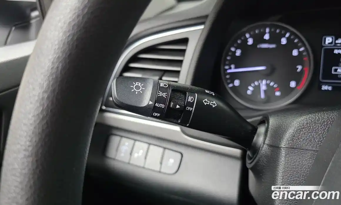 Hyundai Avante 2017 1.6 автомат (гидро), фото 30