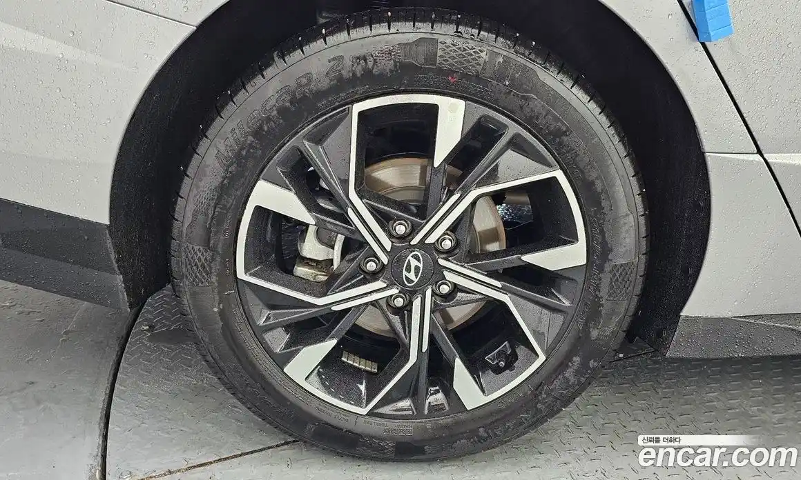 Hyundai Sonata 2025 2.0 автомат (гидро), фото 5