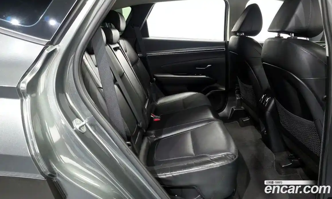 Hyundai Tucson 2022 1.6 автомат (гидро), фото 18