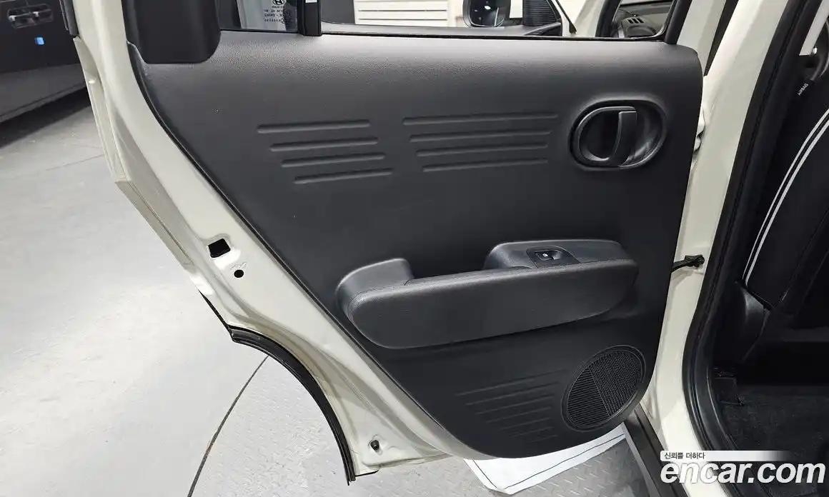 Hyundai Casper 2023 1.0 автомат (гидро), фото 15