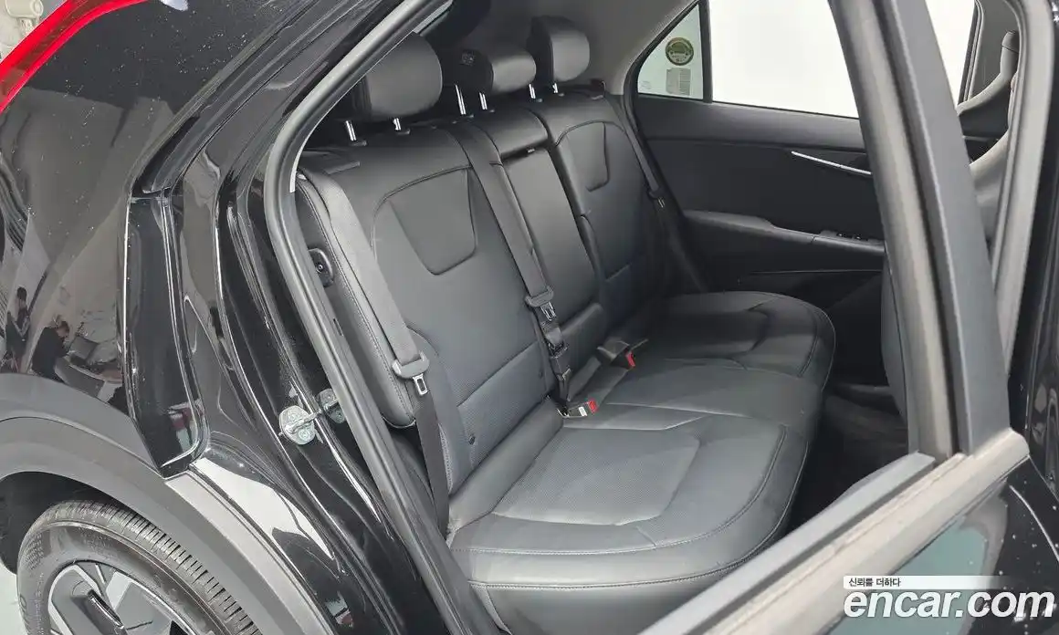 Kia Niro 2023 0.2 автомат (гидро), фото 17