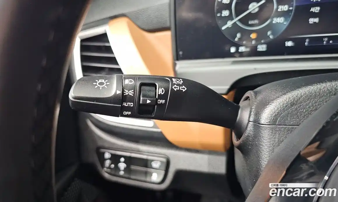 Kia Seltos 2023 1.6 автомат (гидро), фото 28