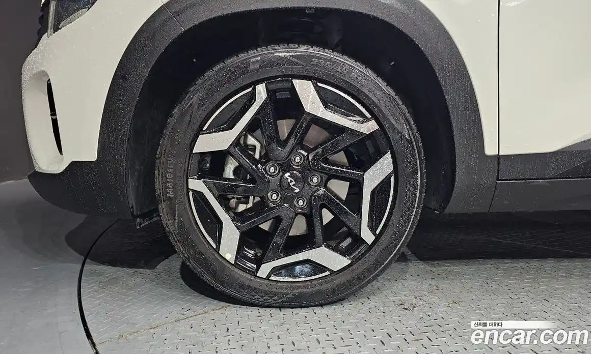 Kia Seltos 2023 1.6 автомат (гидро), фото 5