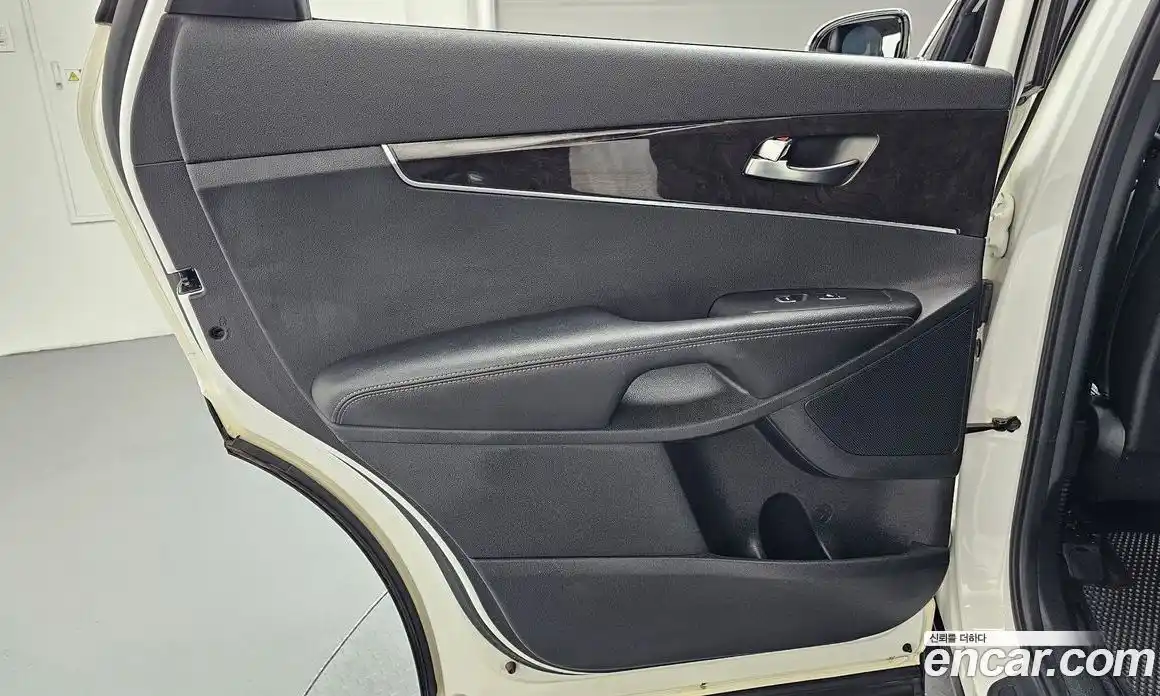 Kia Sorento 2016 2.0 автомат (гидро), фото 15