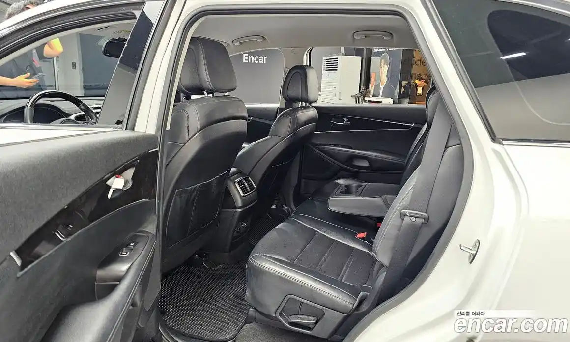 Kia Sorento 2016 2.0 автомат (гидро), фото 17