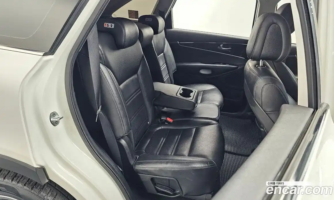 Kia Sorento 2016 2.0 автомат (гидро), фото 18
